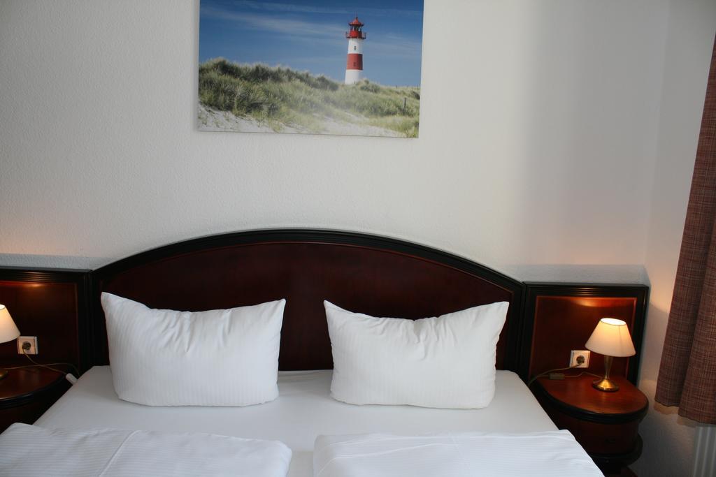 Garni Eden Hotels Villa Dora Heringsdorf  Exteriör bild